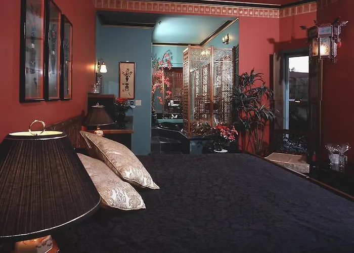 Humboldt House Bed & Breakfast