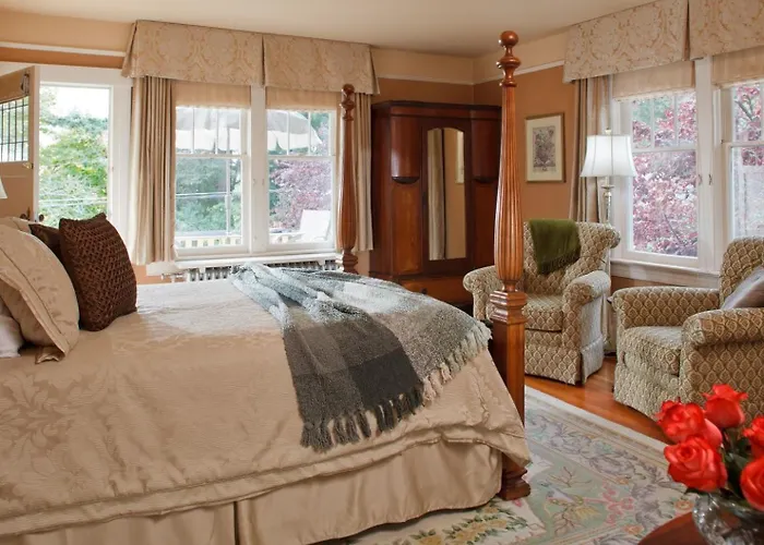 Abbeymoore ManorBed and Breakfast