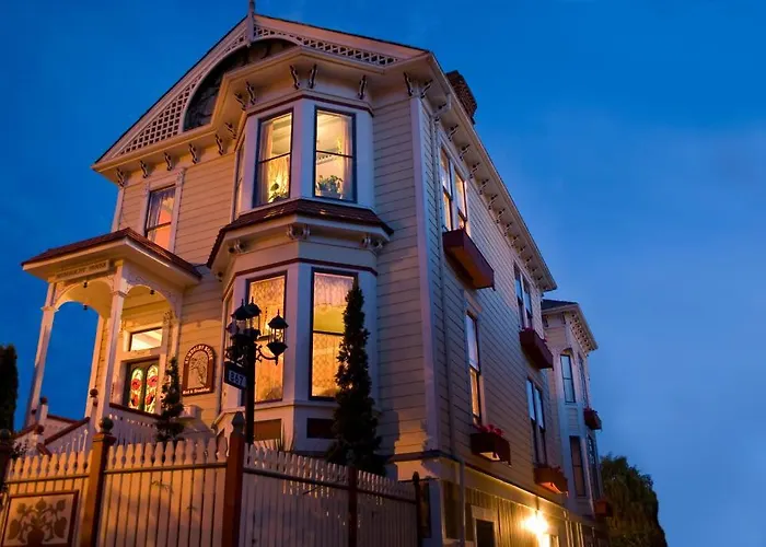 Humboldt House Bed & Breakfast